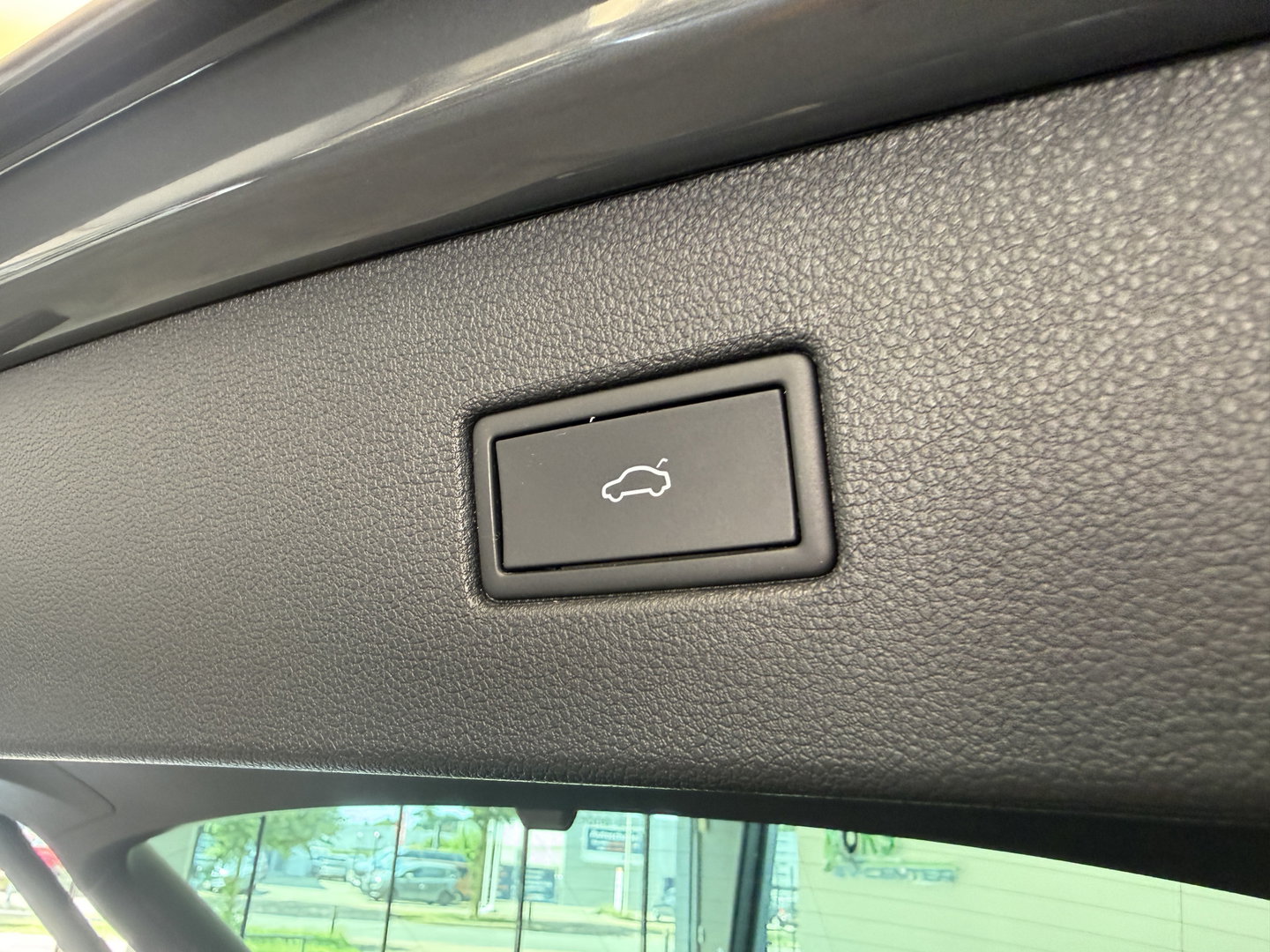 Volkswagen Tiguan 1.4 TSI eHybrid Elegance ACC PDC Lane Assist Blindspot Navi Carplay 24 Maanden garantie* (Vraag naar de voorwaarden)