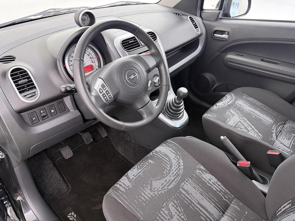 Opel Agila