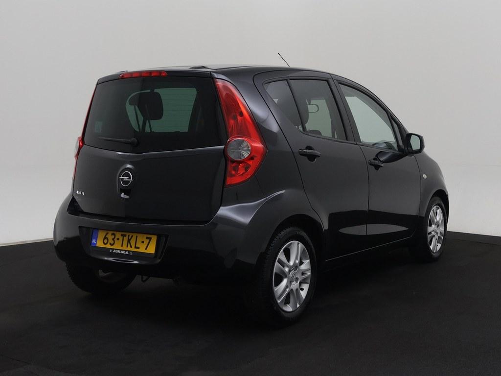Opel Agila