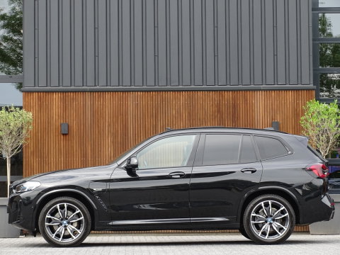 BMW X3 30e 292PK X-Drive M-Sport / Laser / Pano / Harman Kardon / 2022