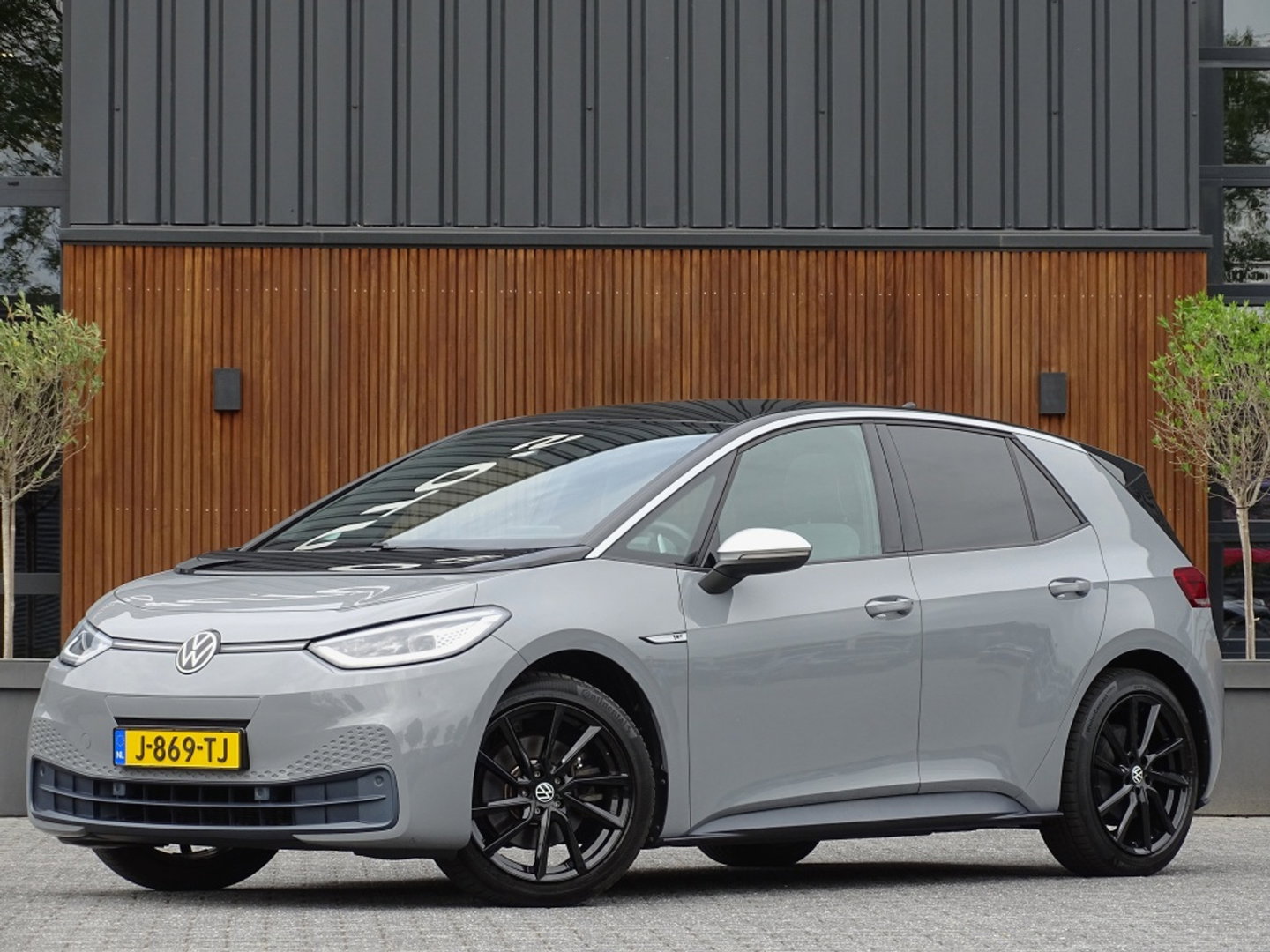 Volkswagen ID.3 First Plus 58 kWh / Massage / IQ-Light / *NAP*
