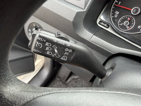Volkswagen Caddy 2.0 TDI L2H1 BMT Maxi Comfortline / vaste prijs rijklaar € 15.950 ex btw / euro 6 / bpm vrij / ingerichte laadruimte / ex KPN / airco / cruise / pdc achter / omvormer !