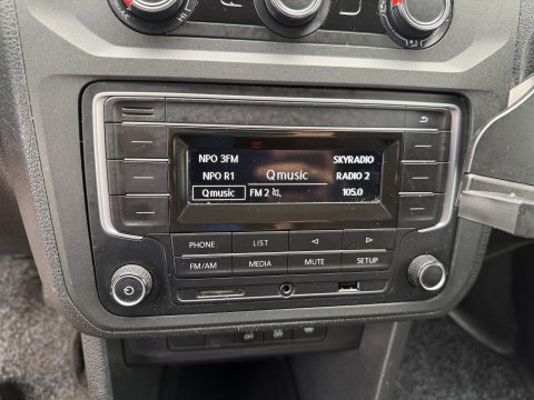 Volkswagen Caddy 2.0 TDI L2H1 BMT Maxi Comfortline / vaste prijs rijklaar € 15.950 ex btw / euro 6 / bpm vrij / ingerichte laadruimte / ex KPN / airco / cruise / pdc achter / omvormer !