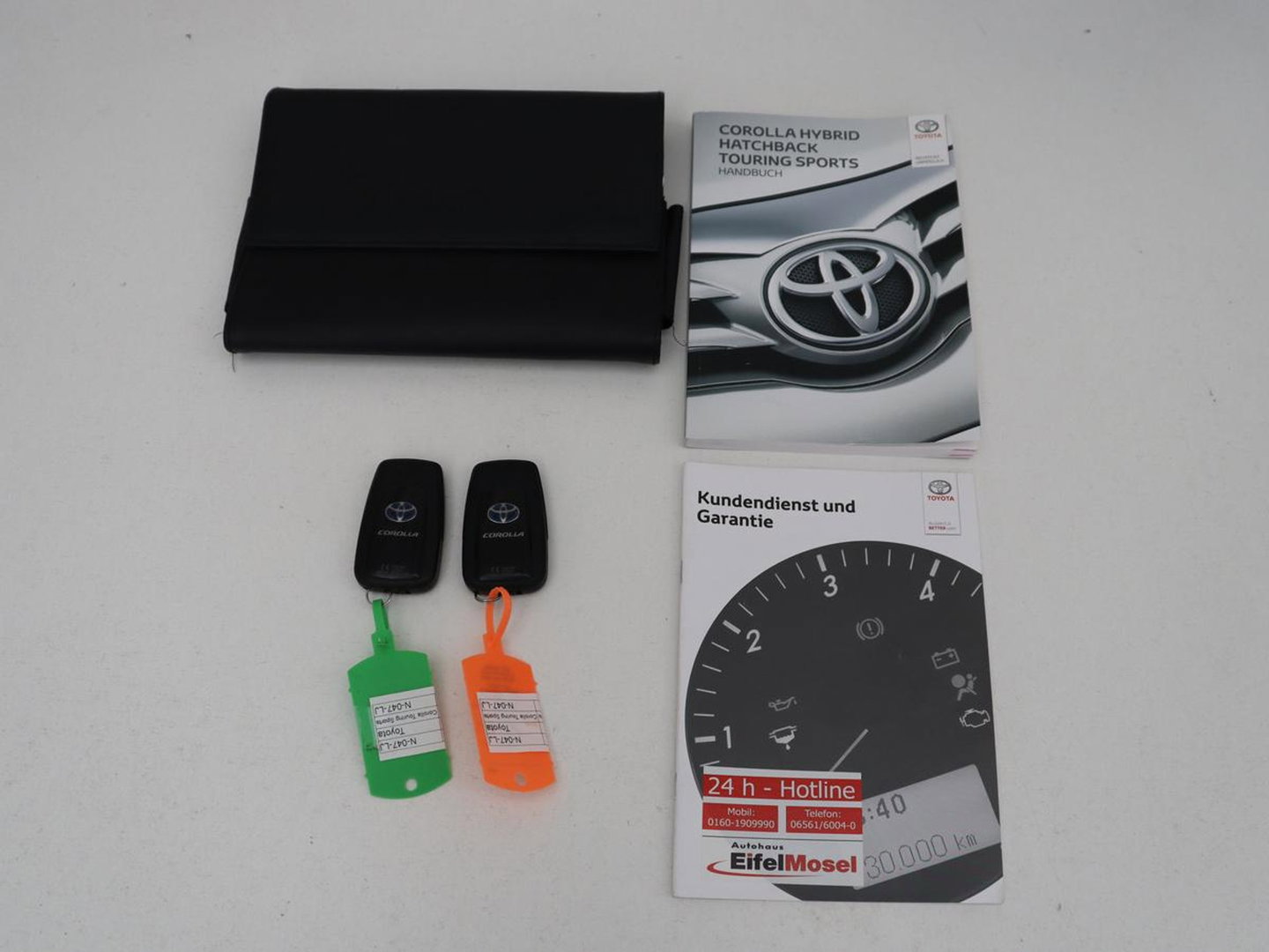 Toyota Corolla 2.0 Hybrid First Edition | Stoel & stuurverwarming | Navigatie | Carplay | Adaptive cruise | Full LED | Camera | Climate control | Bluetooth