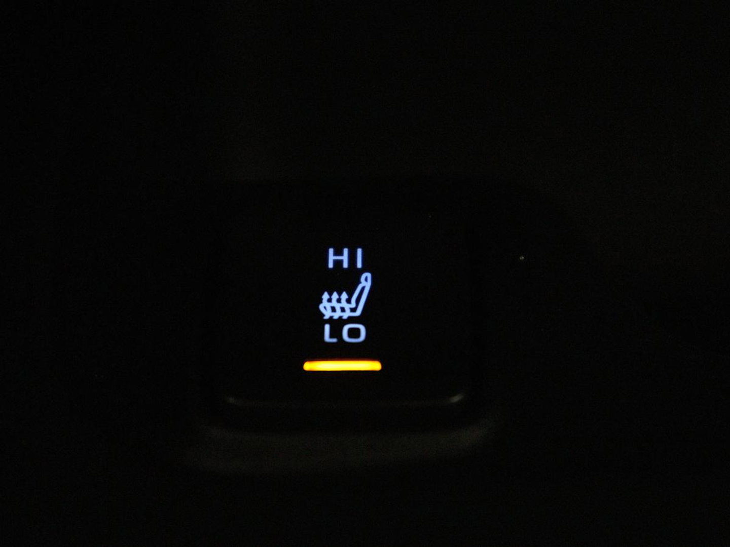 Toyota Corolla 2.0 Hybrid First Edition | Stoel & stuurverwarming | Navigatie | Carplay | Adaptive cruise | Full LED | Camera | Climate control | Bluetooth