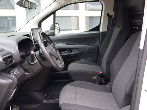 Opel Combo 1.5D 131pk Automaat Euro 6 - Apple - Cruise - Airco