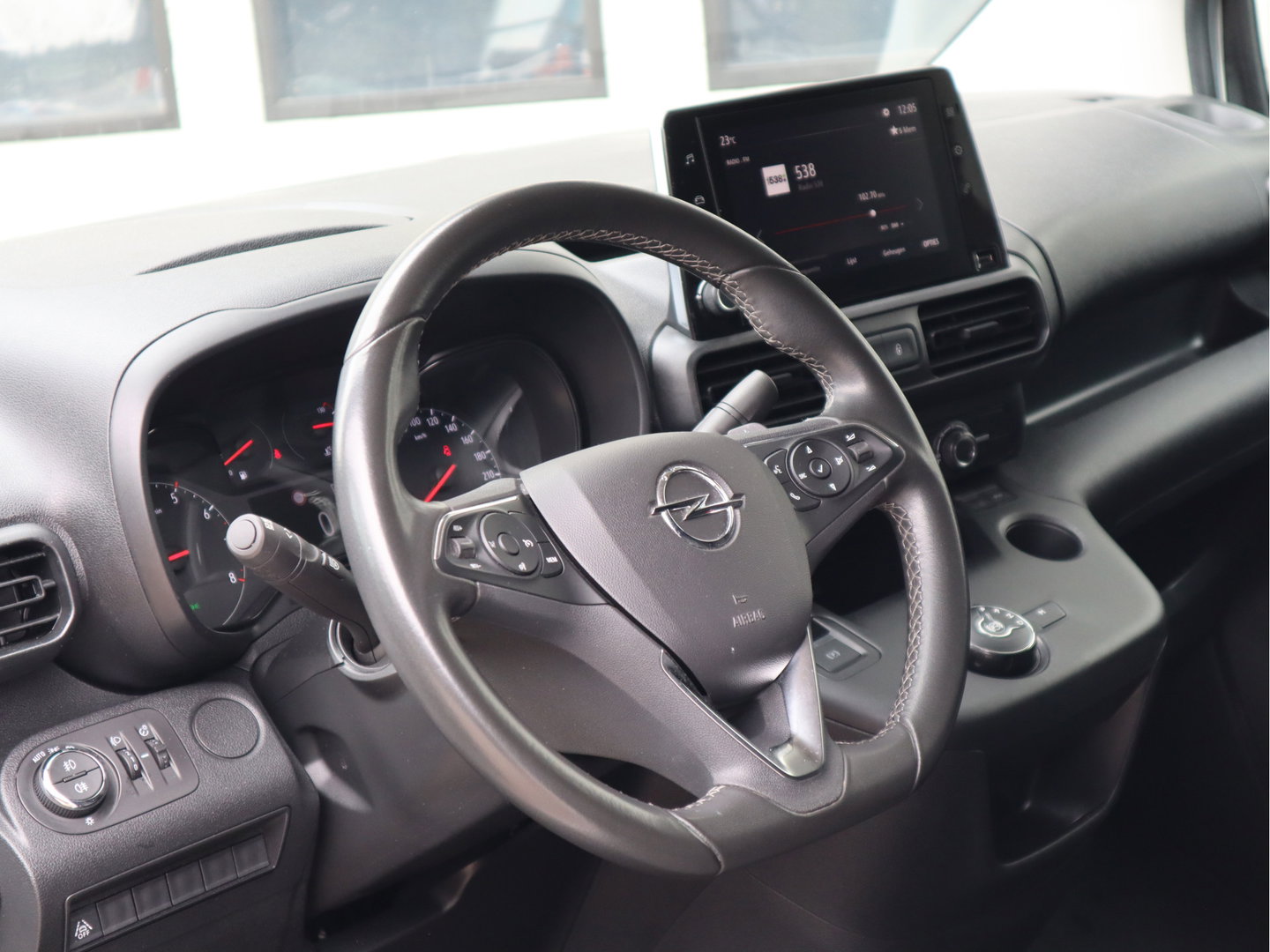 Opel Combo 1.5D 131pk Automaat Euro 6 - Apple - Cruise - Airco