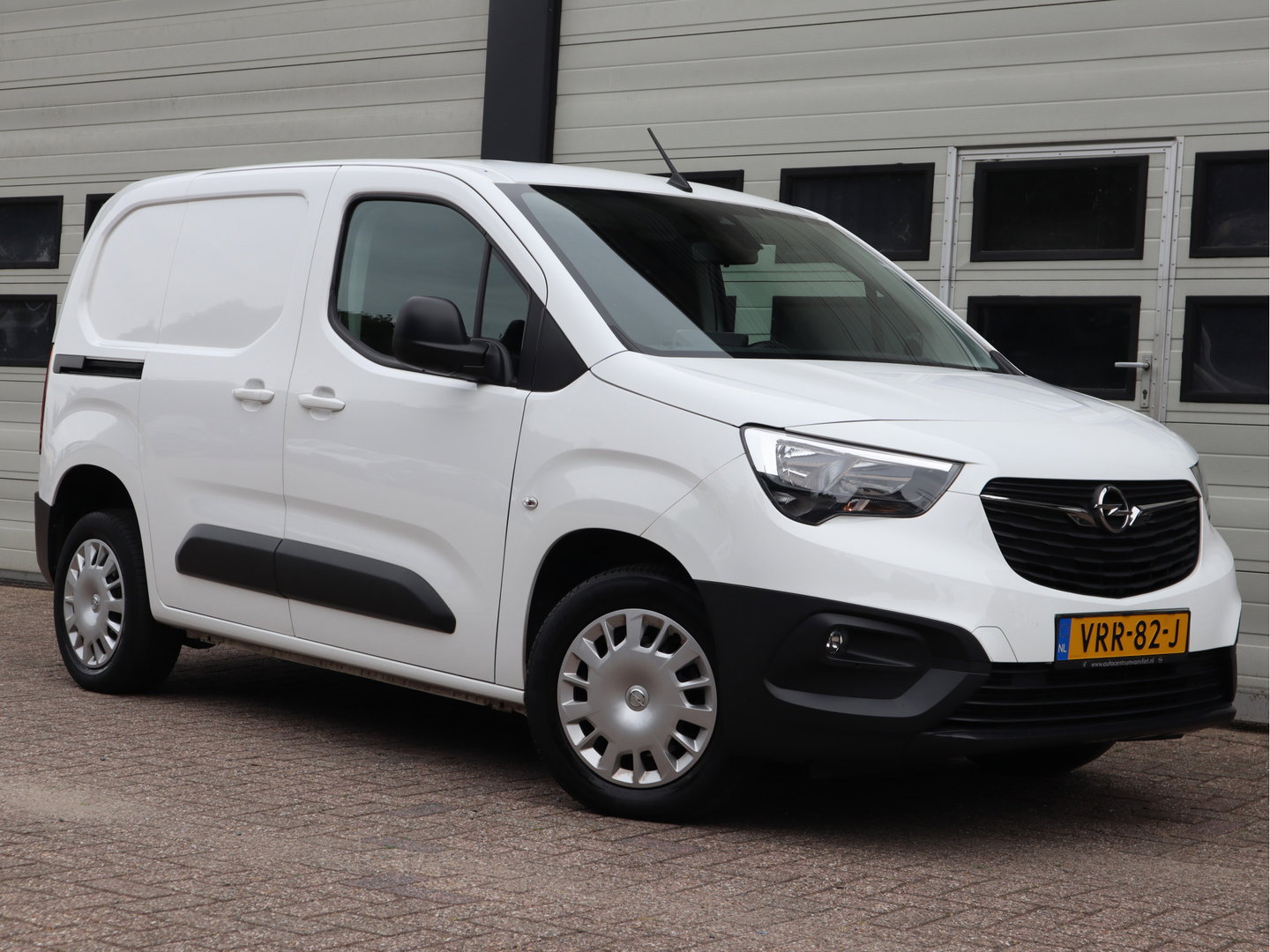 Opel Combo 1.5D 131pk Automaat Euro 6 - Apple - Cruise - Airco