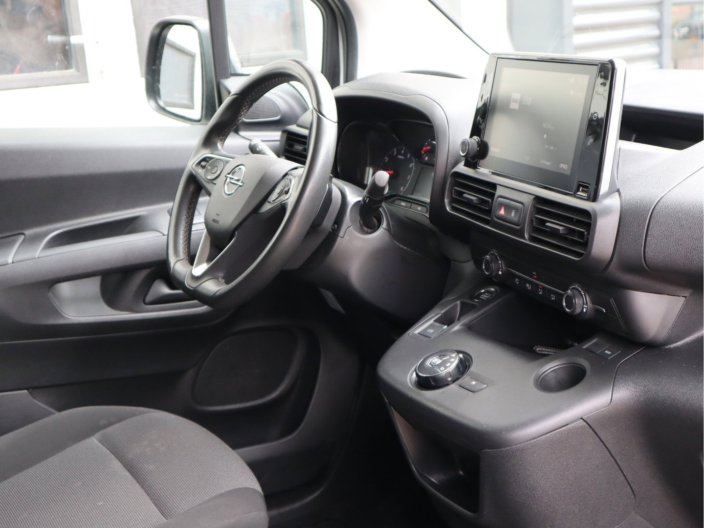 Opel Combo 1.5D 131pk Automaat Euro 6 - Apple - Cruise - Airco