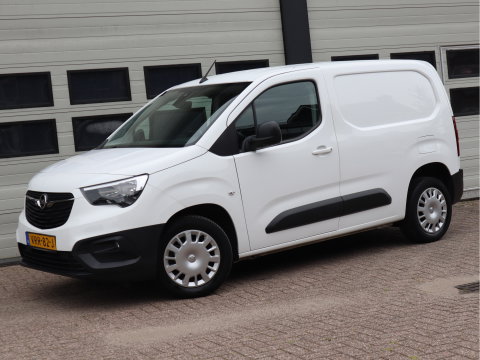 Opel Combo 1.5D 131pk Automaat Euro 6 - Apple - Cruise - Airco