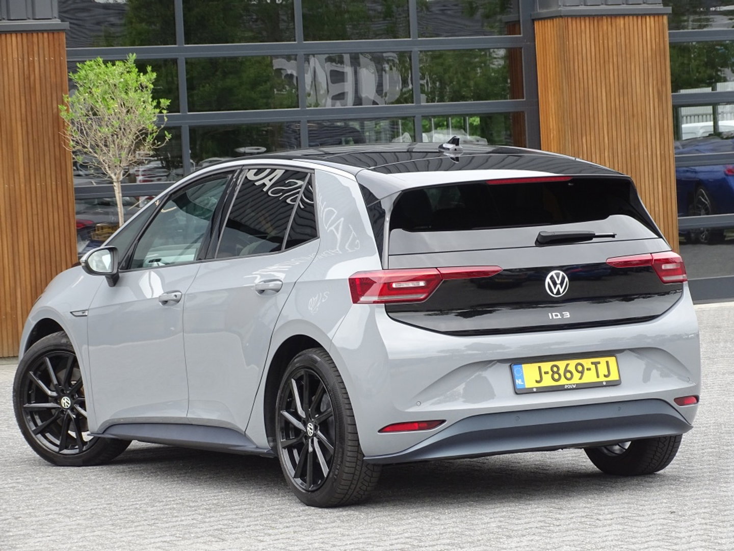 Volkswagen ID.3 First Plus 58 kWh / Massage / IQ-Light / *NAP*