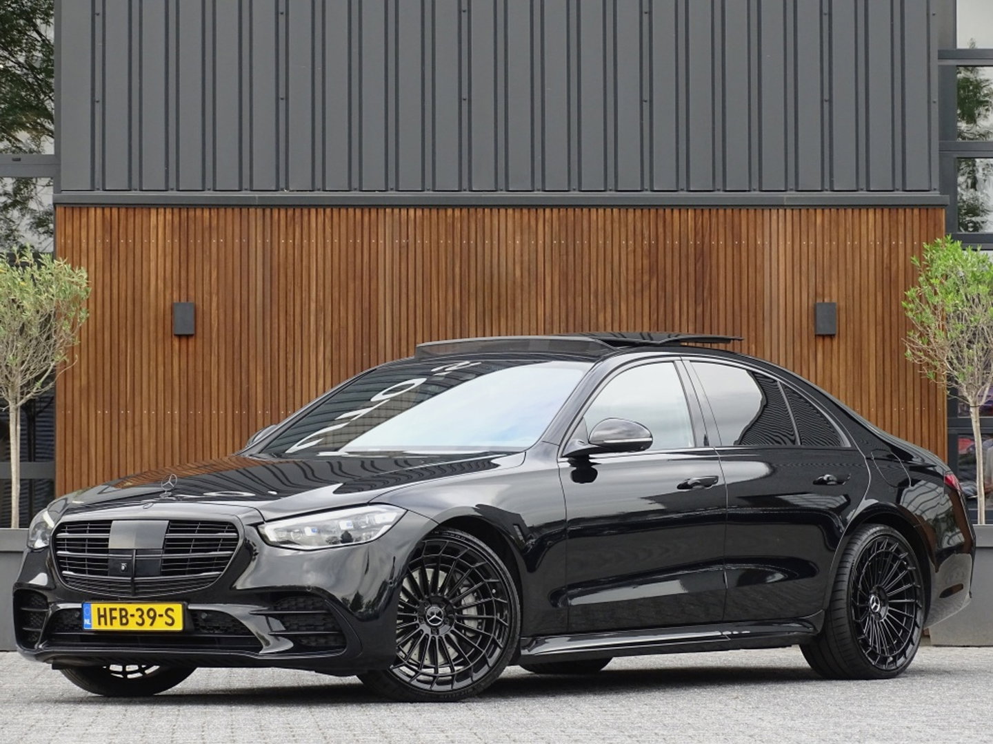 Mercedes-Benz S-Klasse 580 e 4M 510PK / AMG / 22'' / Burmester / 360°