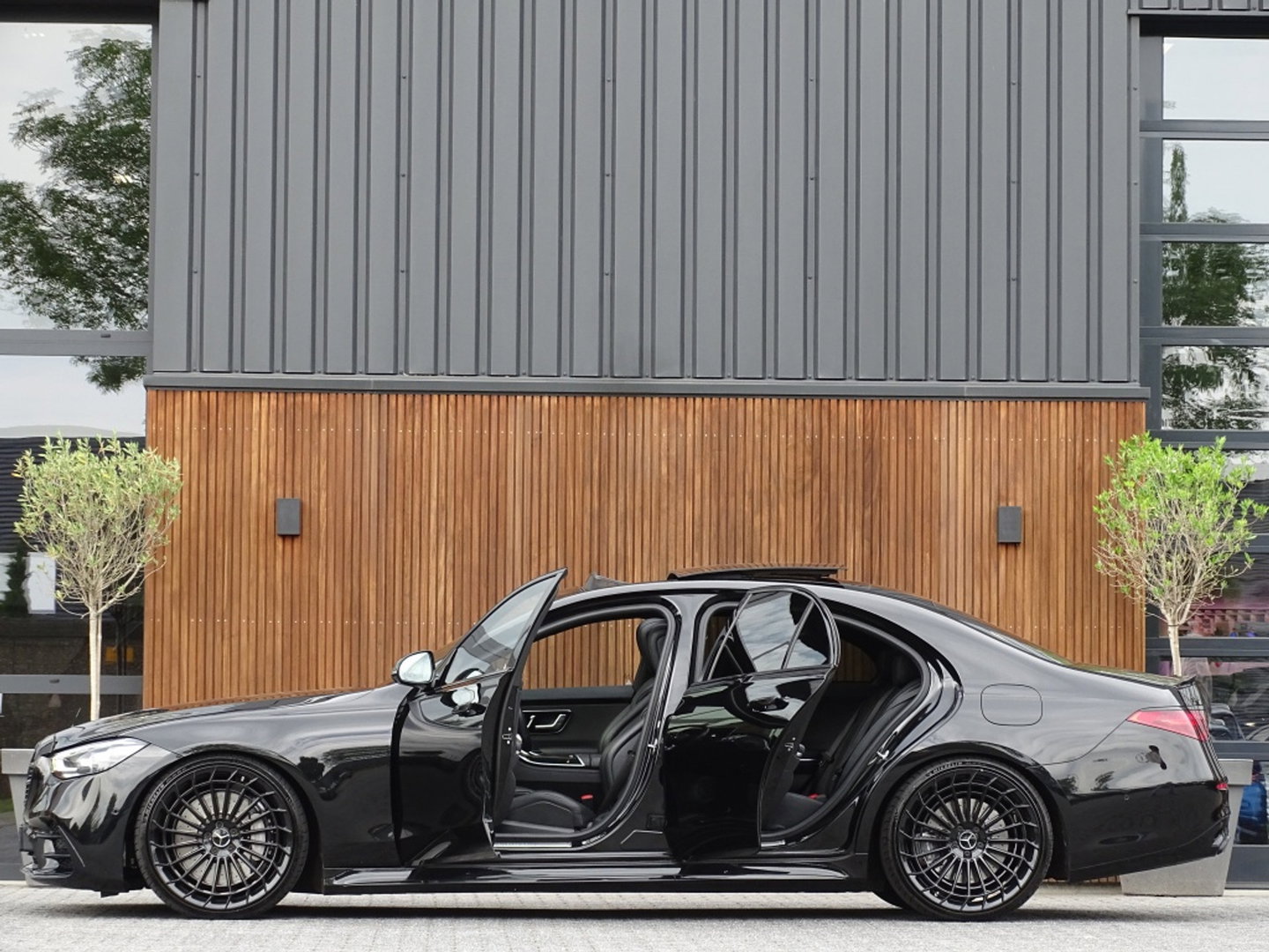Mercedes-Benz S-Klasse 580 e 4M 510PK / AMG / 22'' / Burmester / 360°