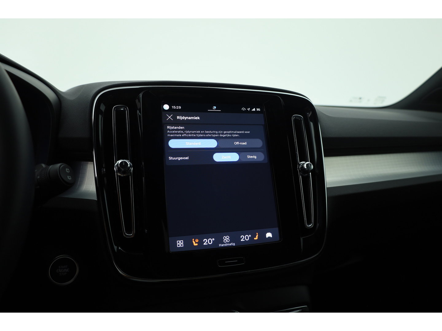 Volvo XC40 2.0 B3 Core | 360 camera | Stoelverwarming | Stuurverwarming | ACC | Blis |