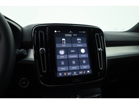 Volvo XC40 2.0 B3 Core | 360 camera | Stoelverwarming | Stuurverwarming | ACC | Blis |