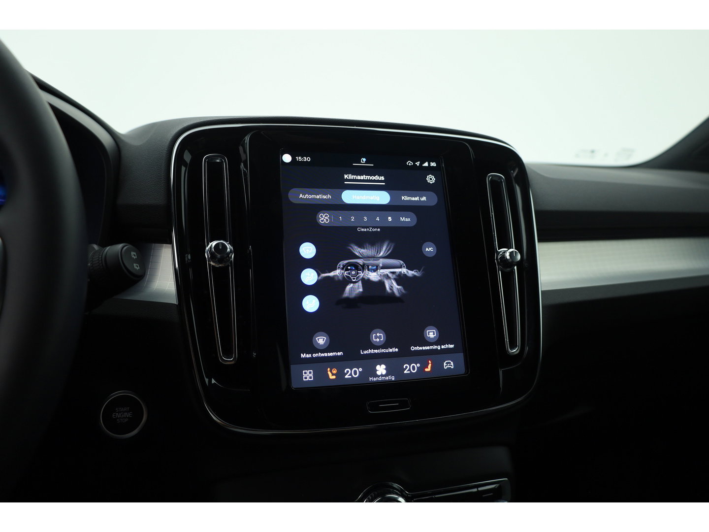 Volvo XC40 2.0 B3 Core | 360 camera | Stoelverwarming | Stuurverwarming | ACC | Blis |