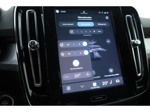 Volvo XC40 2.0 B3 Core | 360 camera | Stoelverwarming | Stuurverwarming | ACC | Blis |