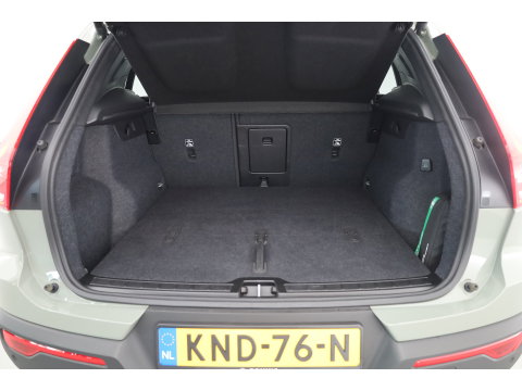Volvo XC40 2.0 B3 Core | 360 camera | Stoelverwarming | Stuurverwarming | ACC | Blis |