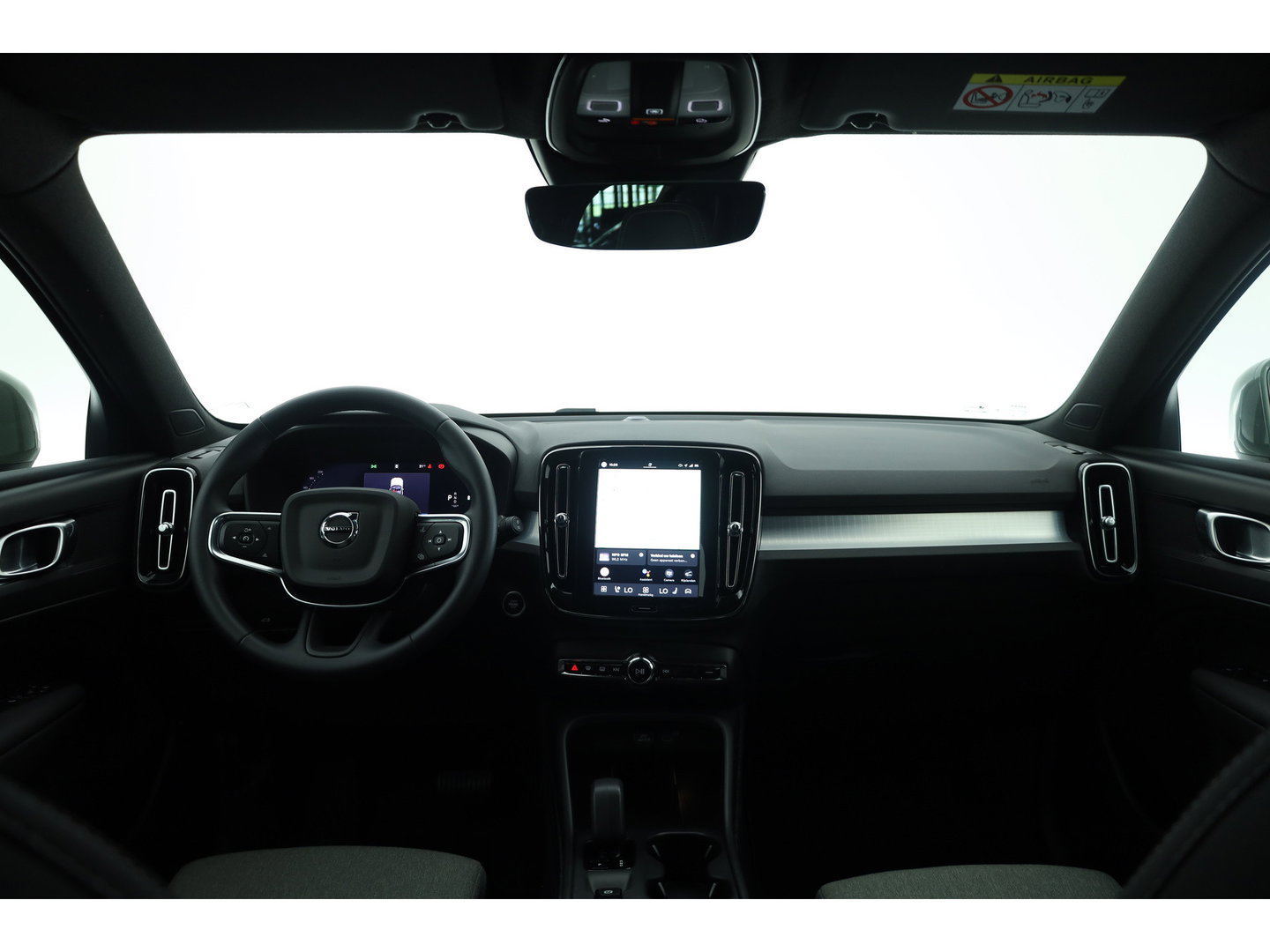 Volvo XC40 2.0 B3 Core | 360 camera | Stoelverwarming | Stuurverwarming | ACC | Blis |