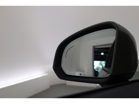 Volvo XC40 2.0 B3 Core | 360 camera | Stoelverwarming | Stuurverwarming | ACC | Blis |