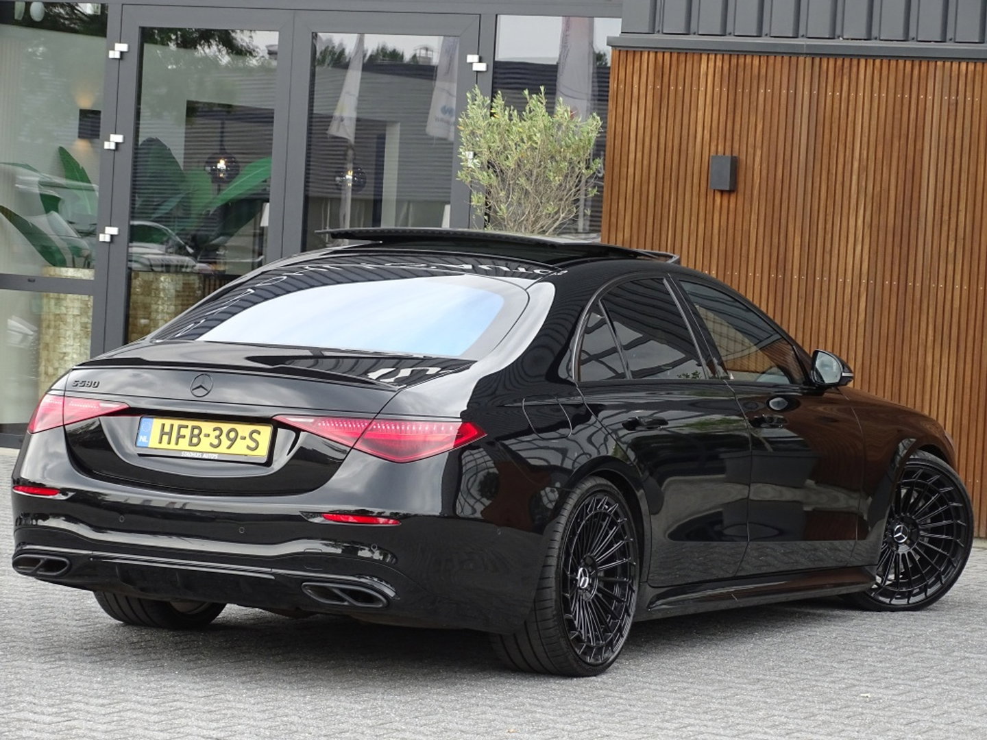 Mercedes-Benz S-Klasse 580 e 4M 510PK / AMG / 22'' / Burmester / 360°
