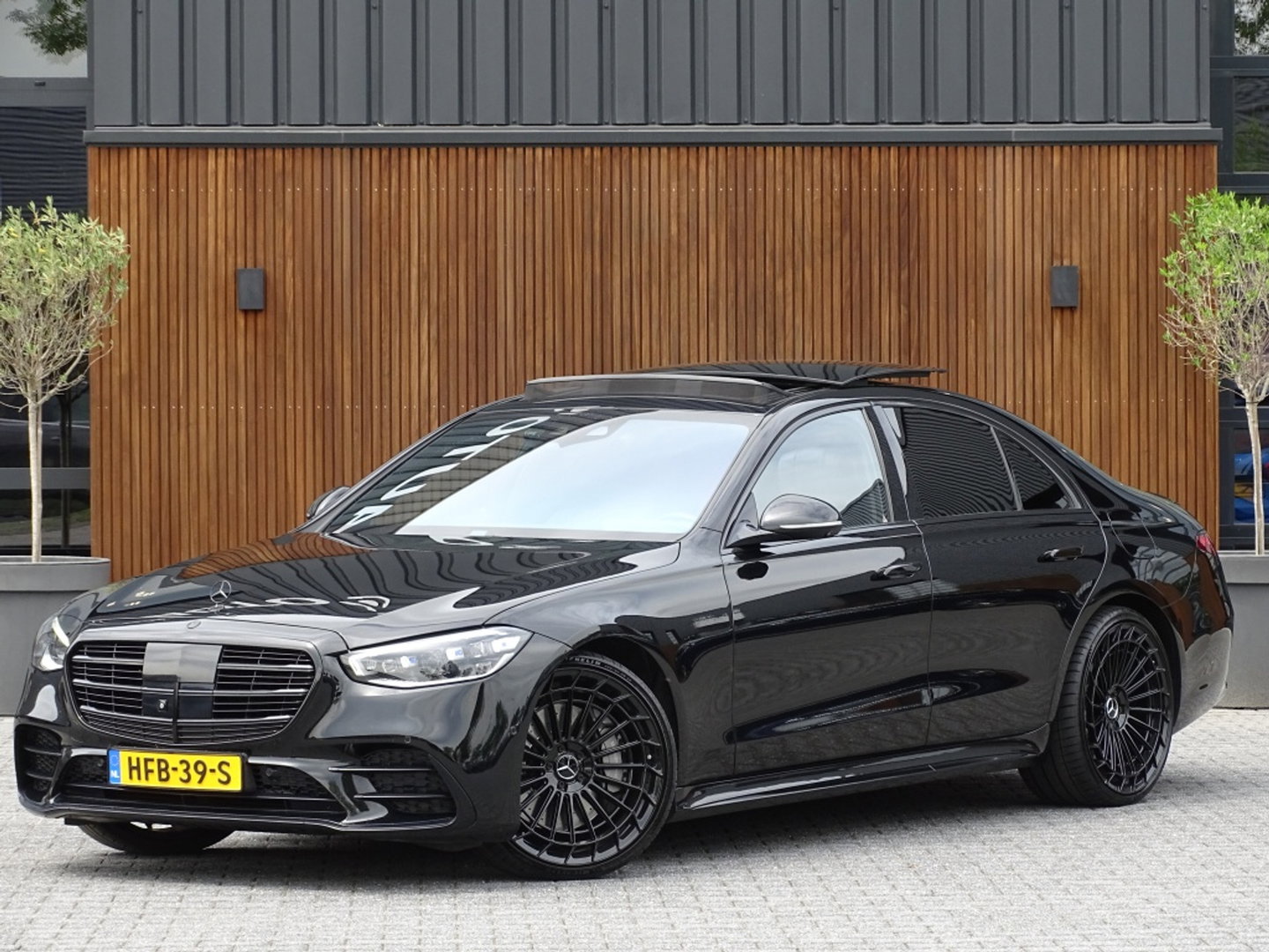 Mercedes-Benz S-Klasse 580 e 4M 510PK / AMG / 22'' / Burmester / 360°
