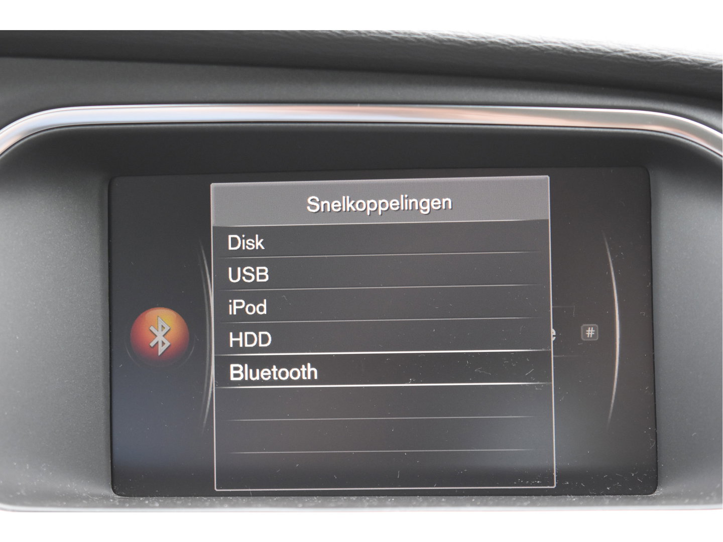 Volvo V40 1.5 T2 Polar+ | NL-Auto | Historie | Standkachel | Stoelverwarming | Nav | Sfeerverl. | Full LED | Zeer netjes
