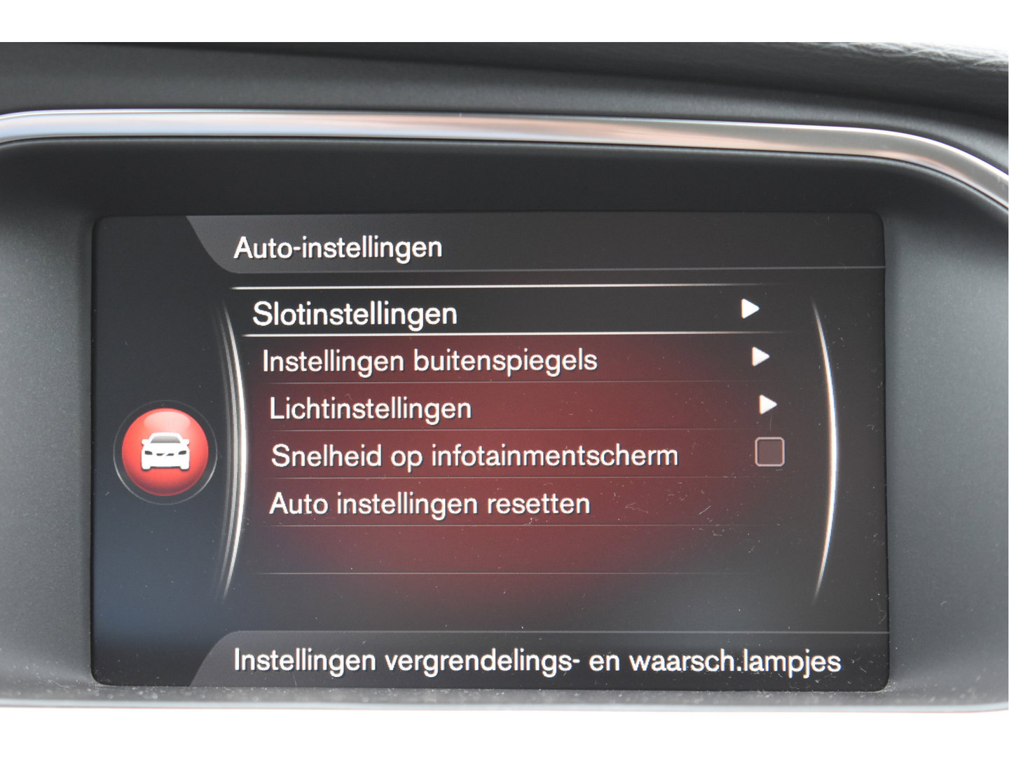 Volvo V40 1.5 T2 Polar+ | NL-Auto | Historie | Standkachel | Stoelverwarming | Nav | Sfeerverl. | Full LED | Zeer netjes