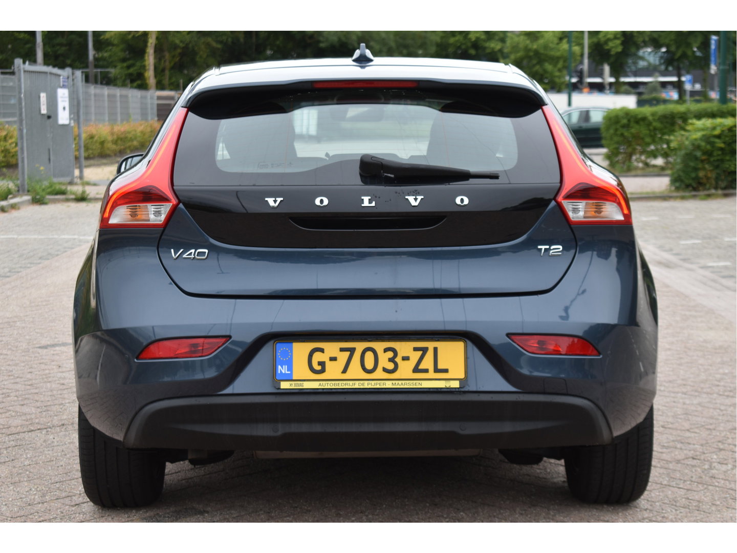 Volvo V40 1.5 T2 Polar+ | NL-Auto | Historie | Standkachel | Stoelverwarming | Nav | Sfeerverl. | Full LED | Zeer netjes