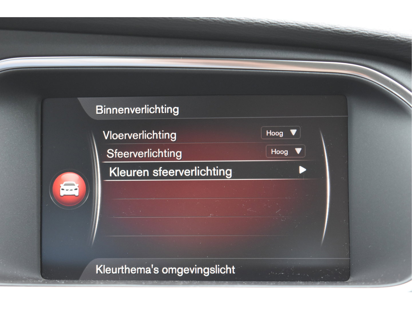 Volvo V40 1.5 T2 Polar+ | NL-Auto | Historie | Standkachel | Stoelverwarming | Nav | Sfeerverl. | Full LED | Zeer netjes