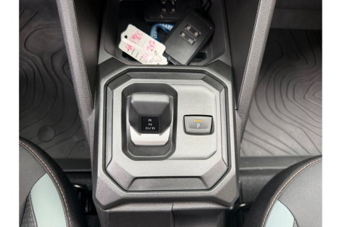 Dacia Duster 1.6 HYB 140 EXTREME AIRCO LMV NAVI PDC360GR WINTERPACK