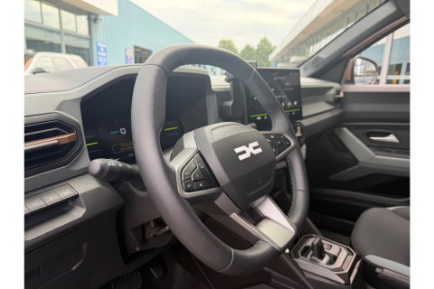 Dacia Duster 1.6 HYB 140 EXTREME AIRCO LMV NAVI PDC360GR WINTERPACK