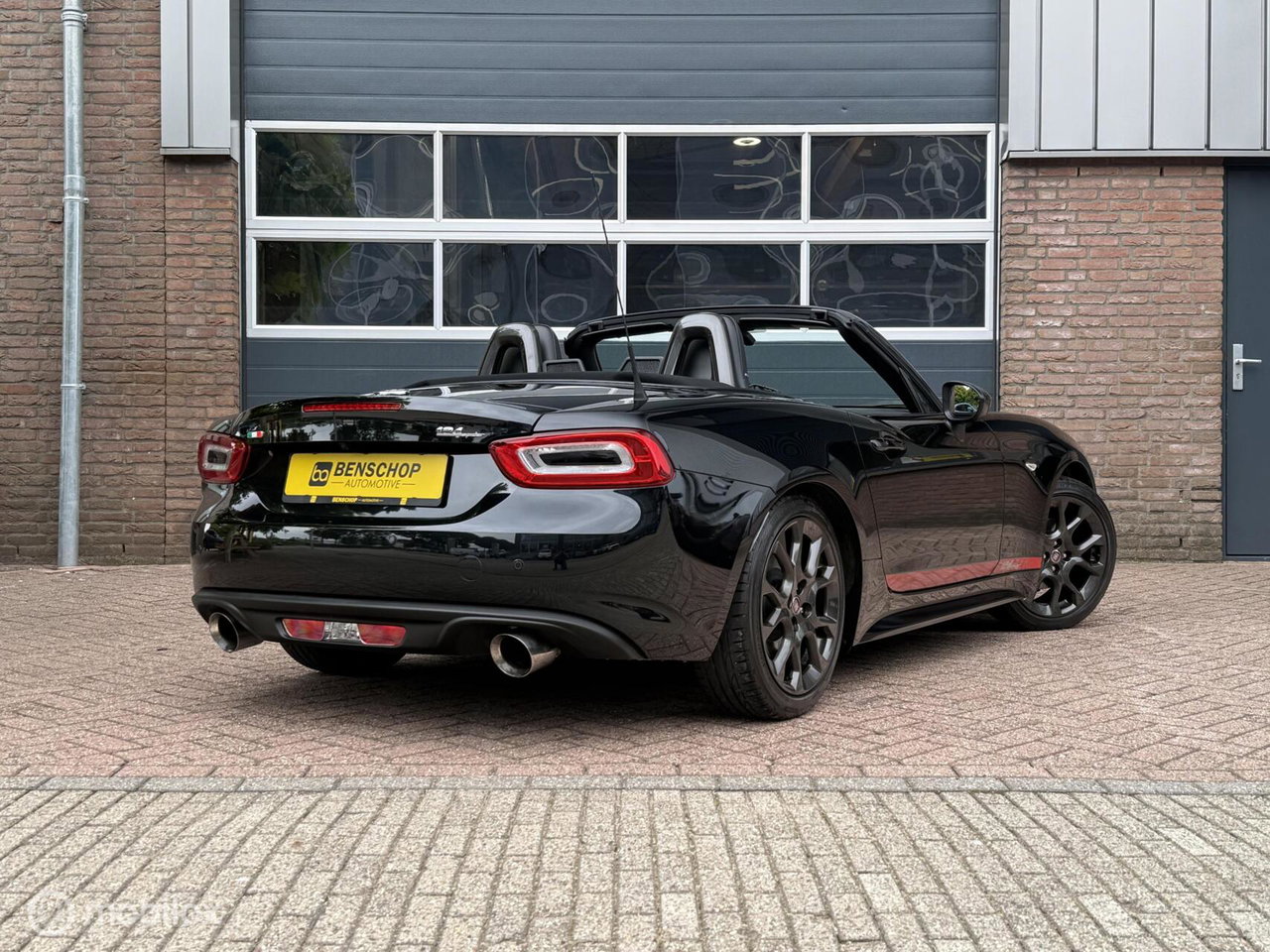 Fiat 124 Spider