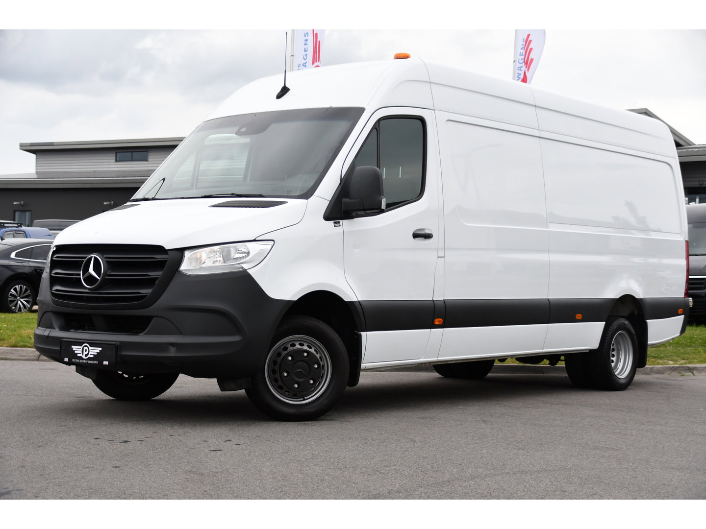 Mercedes-Benz Sprinter 519 V6 3.0 CDI L3H2 PB Edition N1, Camera, Carplay, 3500kg Trekhaak, Mbux, Automaat, Keyless, 3 Zits, Uniek!