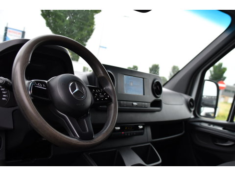 Mercedes-Benz Sprinter 519 V6 3.0 CDI L3H2 PB Edition N1, Camera, Carplay, 3500kg Trekhaak, Mbux, Automaat, Keyless, 3 Zits, Uniek!