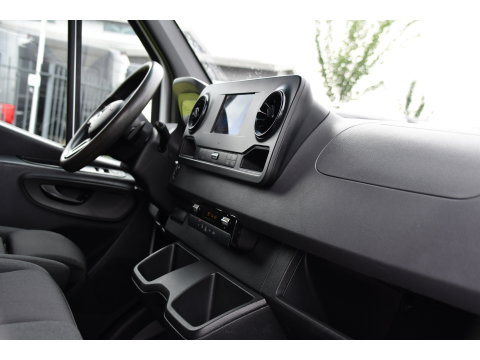 Mercedes-Benz Sprinter 519 V6 3.0 CDI L3H2 PB Edition N1, Camera, Carplay, 3500kg Trekhaak, Mbux, Automaat, Keyless, 3 Zits, Uniek!