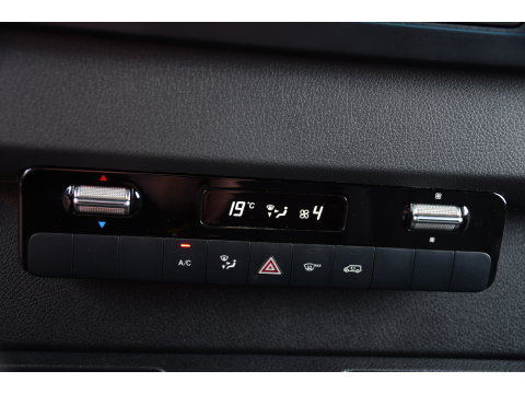 Mercedes-Benz Sprinter 519 V6 3.0 CDI L3H2 PB Edition N1, Camera, Carplay, 3500kg Trekhaak, Mbux, Automaat, Keyless, 3 Zits, Uniek!