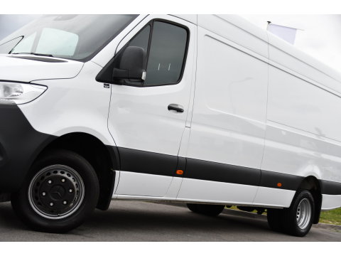 Mercedes-Benz Sprinter 519 V6 3.0 CDI L3H2 PB Edition N1, Camera, Carplay, 3500kg Trekhaak, Mbux, Automaat, Keyless, 3 Zits, Uniek!