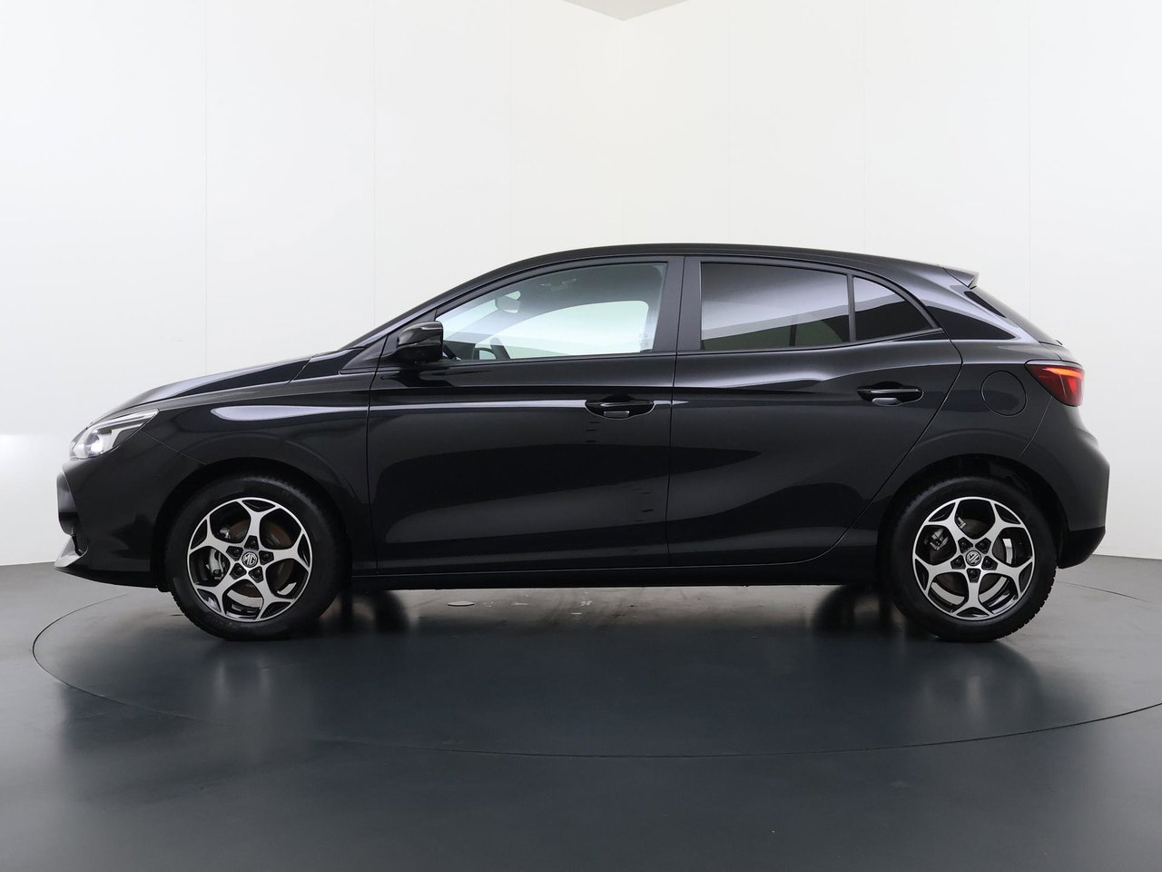 MG MG3