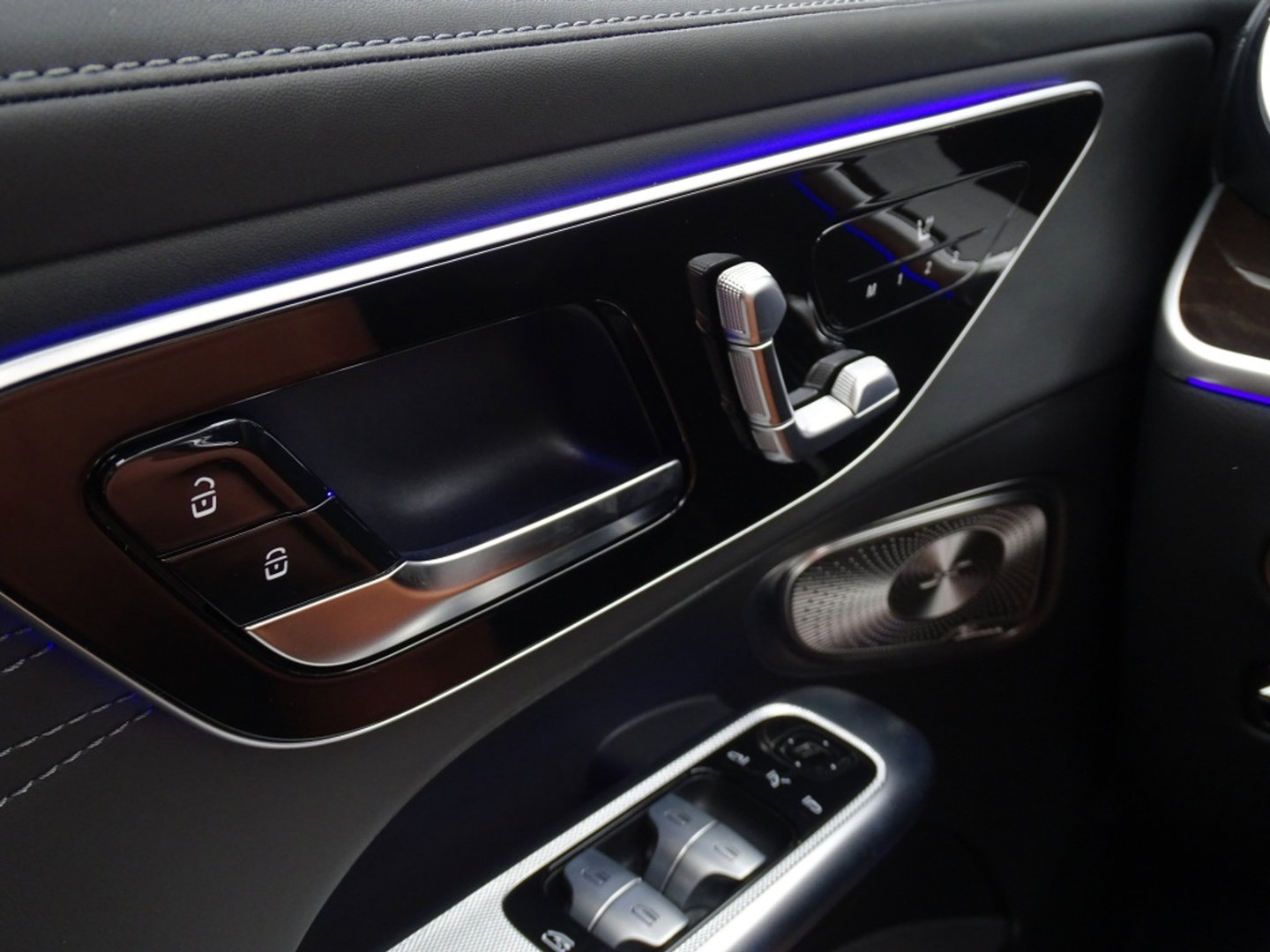 Mercedes-Benz GLC 300 4MATIC AMG 258PK / Designo / Burmester / LED
