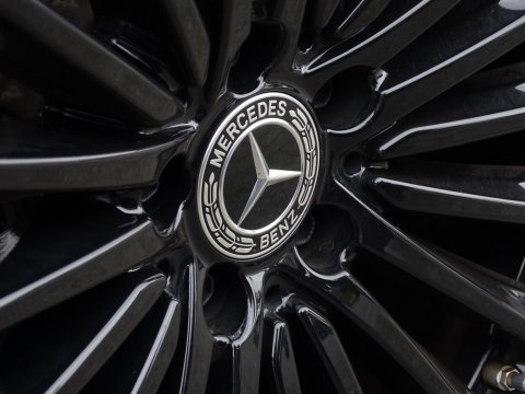 Mercedes-Benz GLC 300 4MATIC AMG 258PK / Designo / Burmester / LED
