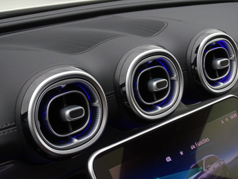 Mercedes-Benz GLC 300 4MATIC AMG 258PK / Designo / Burmester / LED