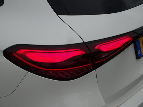Mercedes-Benz GLC 300 4MATIC AMG 258PK / Designo / Burmester / LED