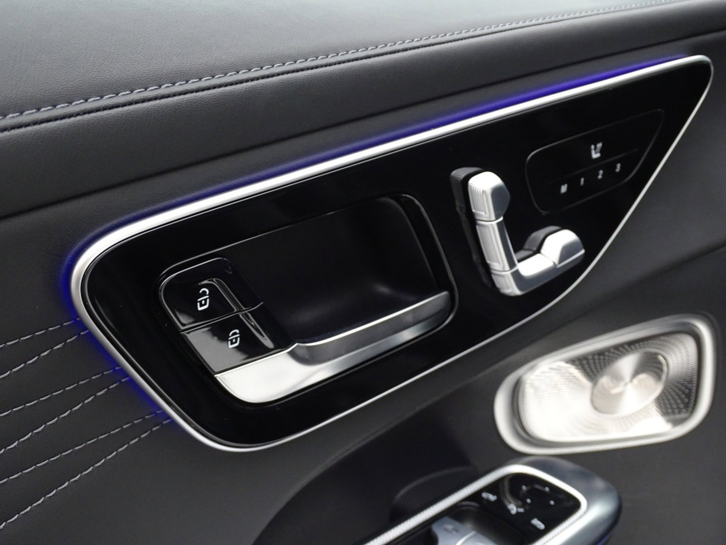 Mercedes-Benz GLC 300 4MATIC AMG 258PK / Designo / Burmester / LED