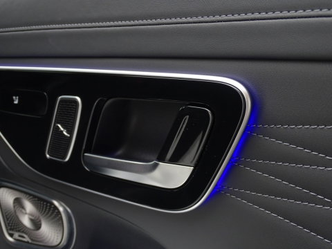 Mercedes-Benz GLC 300 4MATIC AMG 258PK / Designo / Burmester / LED