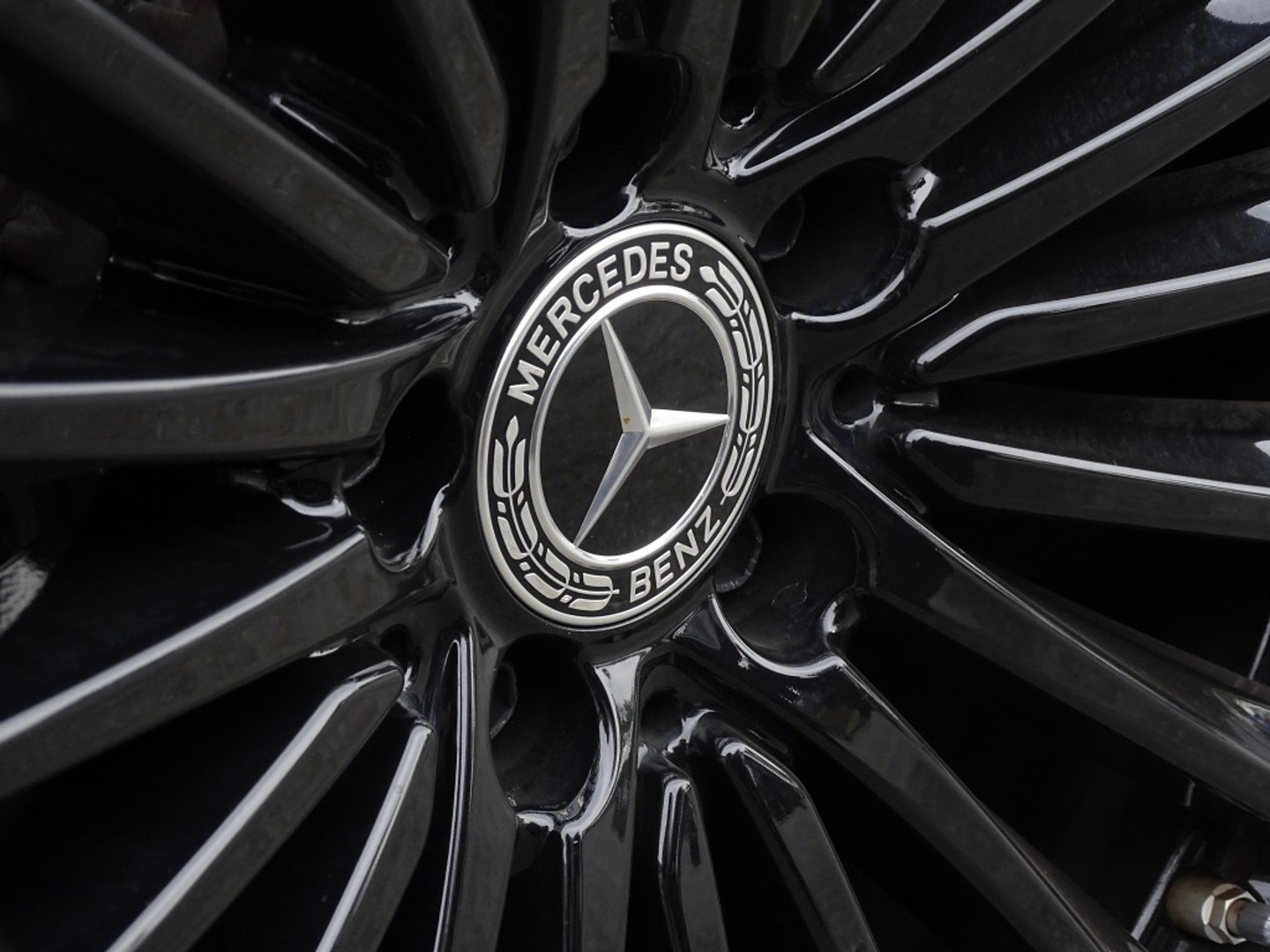 Mercedes-Benz GLC 300 4MATIC AMG 258PK / Designo / Burmester / LED
