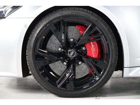 Audi A6 Avant RS6 quattro, Pano,Keram,HUD,Downpipe,Softclose