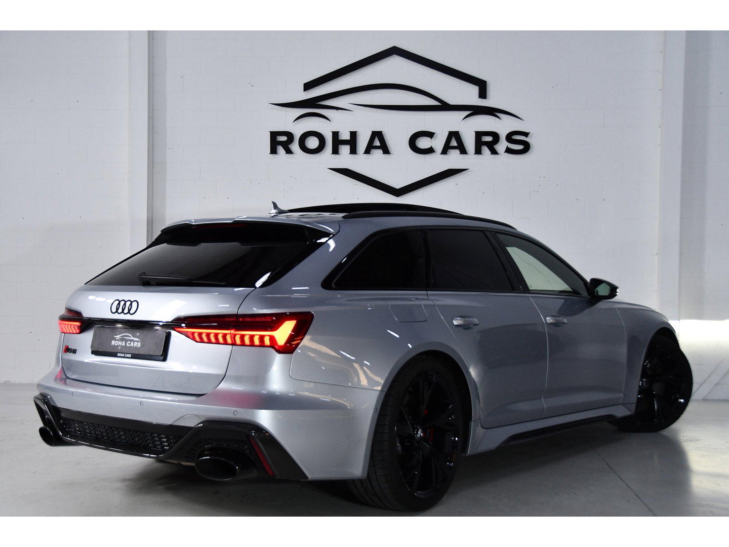 Audi A6 Avant RS6 quattro, Pano,Keram,HUD,Downpipe,Softclose