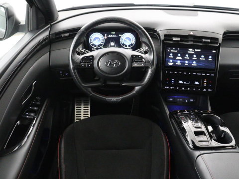 Hyundai Tucson 1.6 T-GDI PHEV N Line Sky 4WD | Panoramadak | Stoelverwarming | Leder/Alcantara | Camera | Adaptive cruise | Carplay | Full LED | Stuurverwarming | Keyless | Plug In