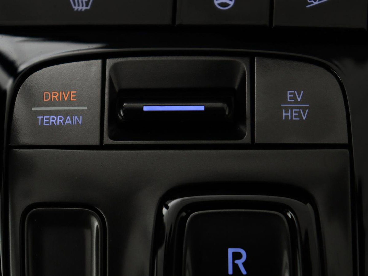 Hyundai Tucson 1.6 T-GDI PHEV N Line Sky 4WD | Panoramadak | Stoelverwarming | Leder/Alcantara | Camera | Adaptive cruise | Carplay | Full LED | Stuurverwarming | Keyless | Plug In